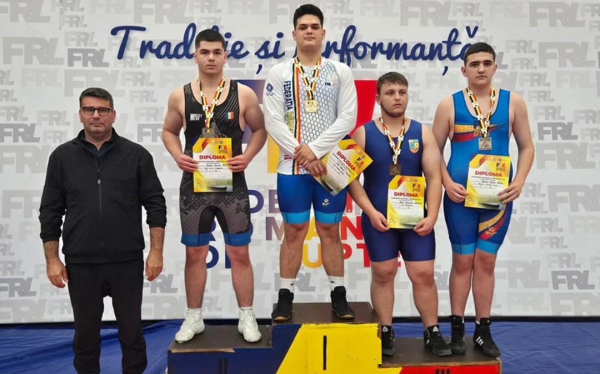 Arădeanul Vlad Petrean este campion național de lupte, la categoria sub 17 ani