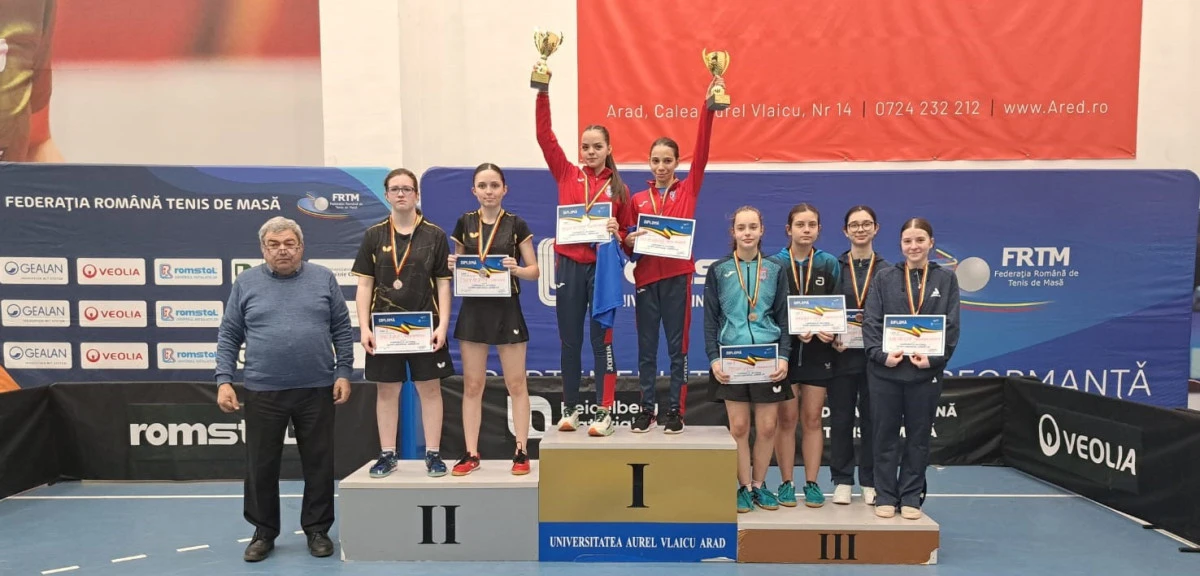 Aradul are viitor în tenisul de masă! Daria Măguran a luat bronzul național U15 la dublu, iar Maya Madar joacă semifinala de simplu!