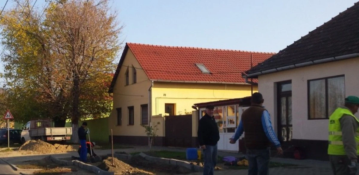 ARADUL LUCRULUI BINE FACUT: STRADA RENASTERII REDEVINE SANTIER LA DOI ANI DE LA REABILITARE