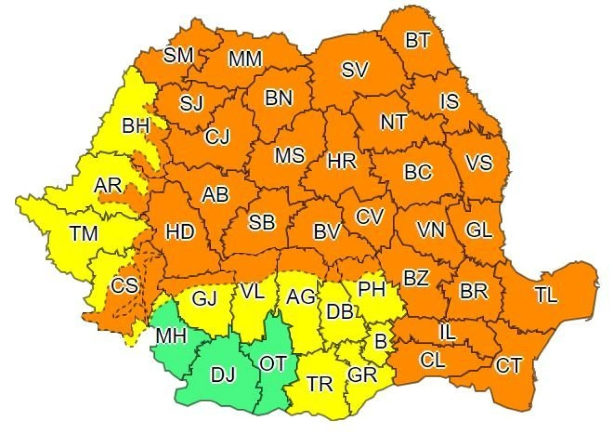 Aradul, parțial sub Cod portocaliu de ploi torenţiale şi vijelii până sâmbătă dimineaţa
