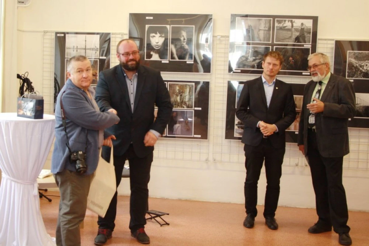 Aradul, reprezentat de Asociația Foto Club Arad la simpozionul "Fotografia de azi și de mâine" din Slovacia