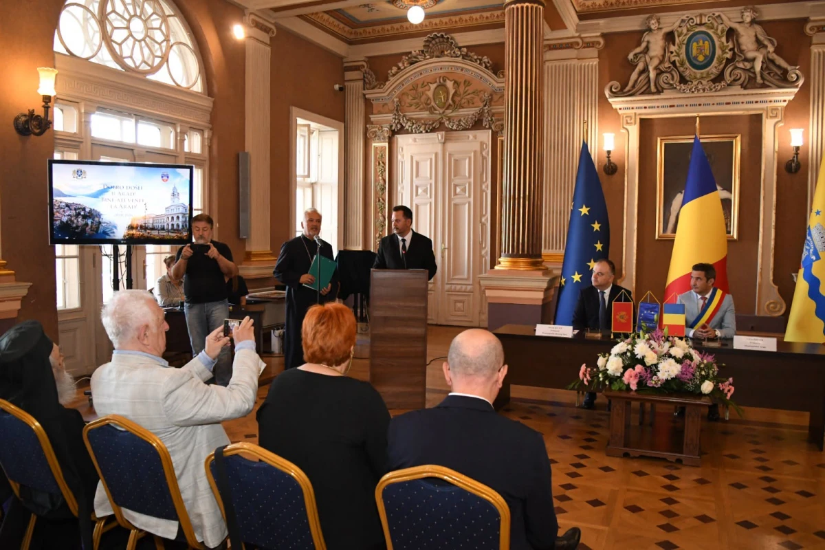 Aradul s-a înfrățit cu un oraș din Muntenegru