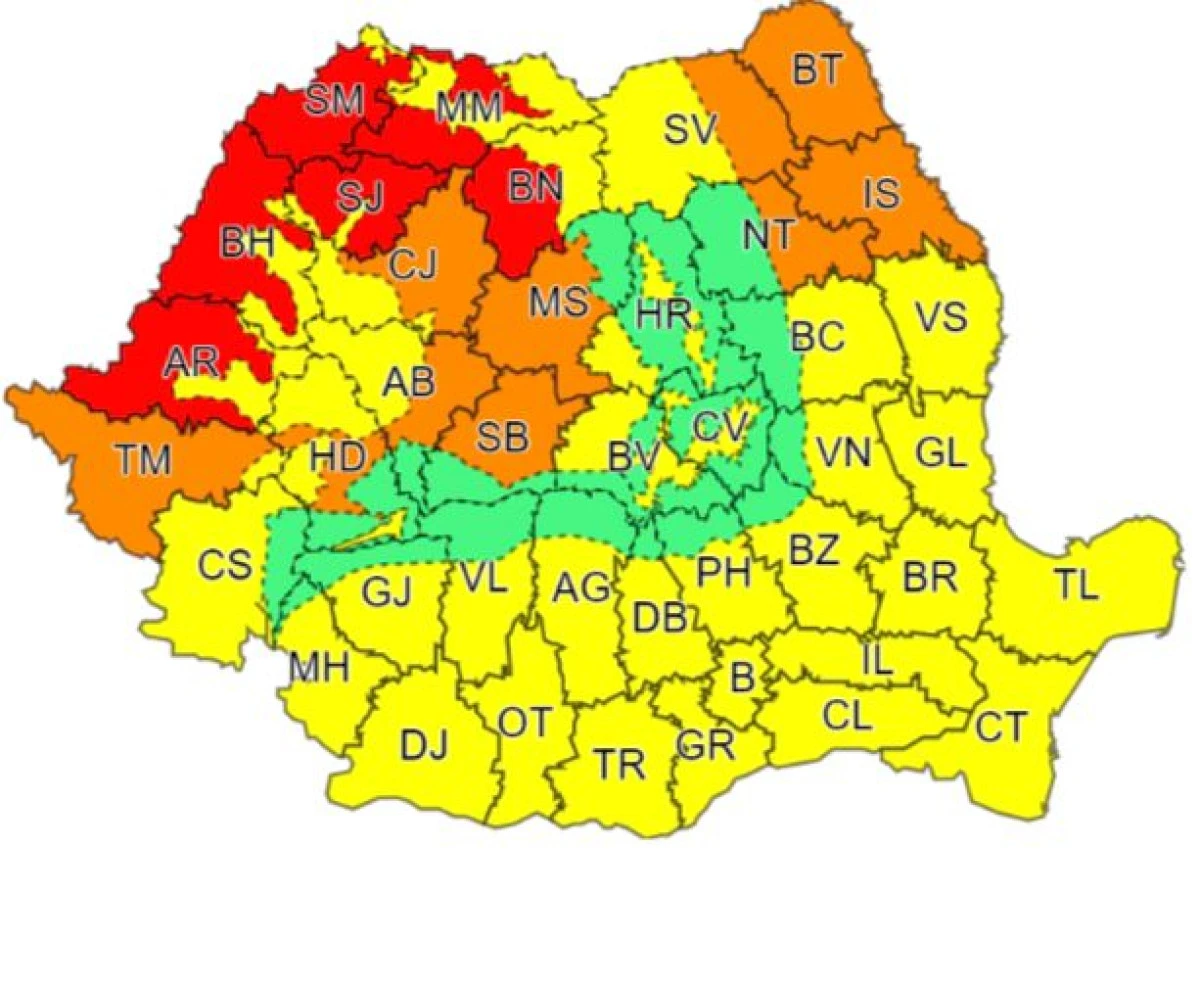 Aradul se confruntă cu temperaturi extreme. A fost activat codul roșu de căldură