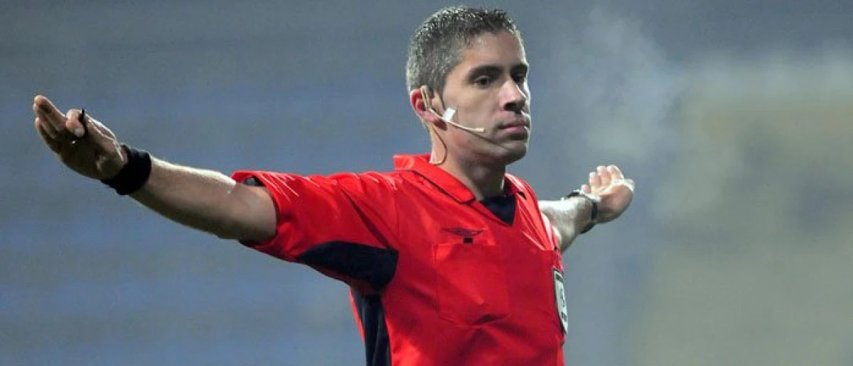 Arbitru internaţional din Bucureşti, la barajul UTA - Poli