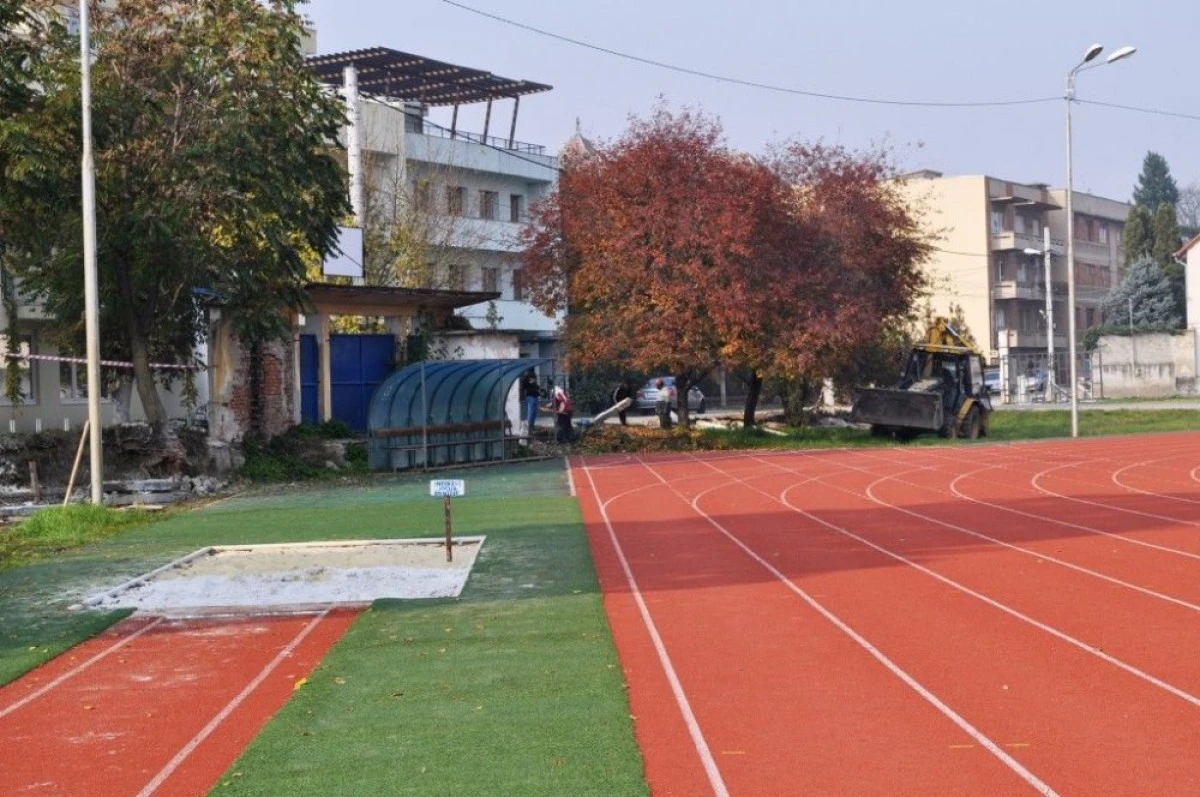 ARENA GLORIA ESTE REAMENAJATA PENTRU CAMPIONATUL EUROPEAN DE ARUNCARI LUNGI 2016