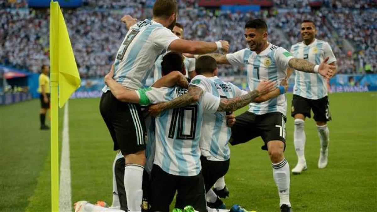 Argentina lui Messi se califică în optimile Mondialului