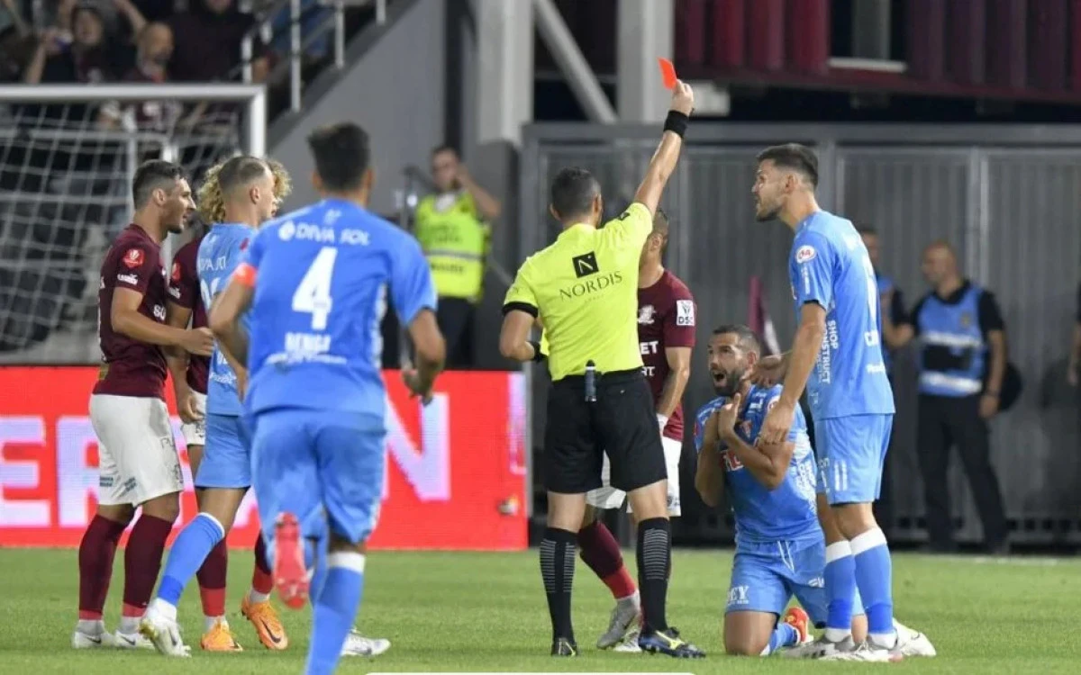 Argeșeanul Iulian Călin va arbitra la centru meciul dintre UTA și FC Voluntari