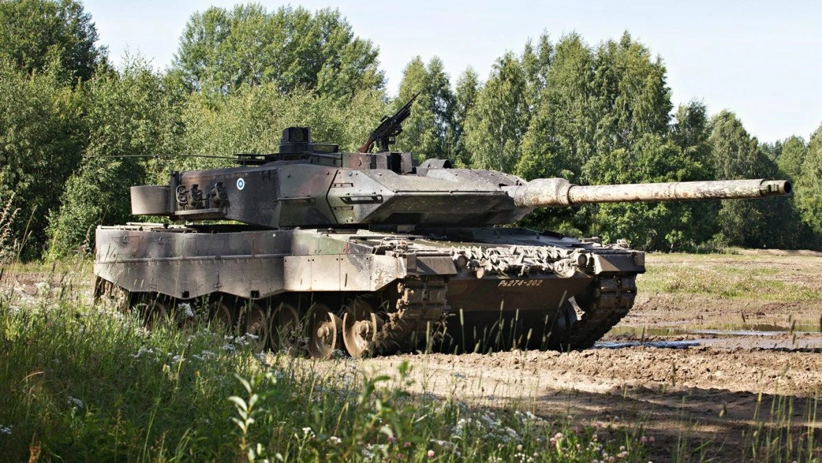 Armata germană vrea să cumpere peste 100 de tancuri Leopard