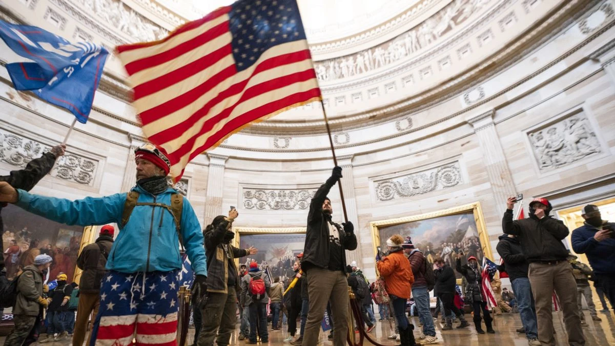 Asaltul Capitoliului: 22 de ani de închisoare pentru un lider al extremei drepte americane