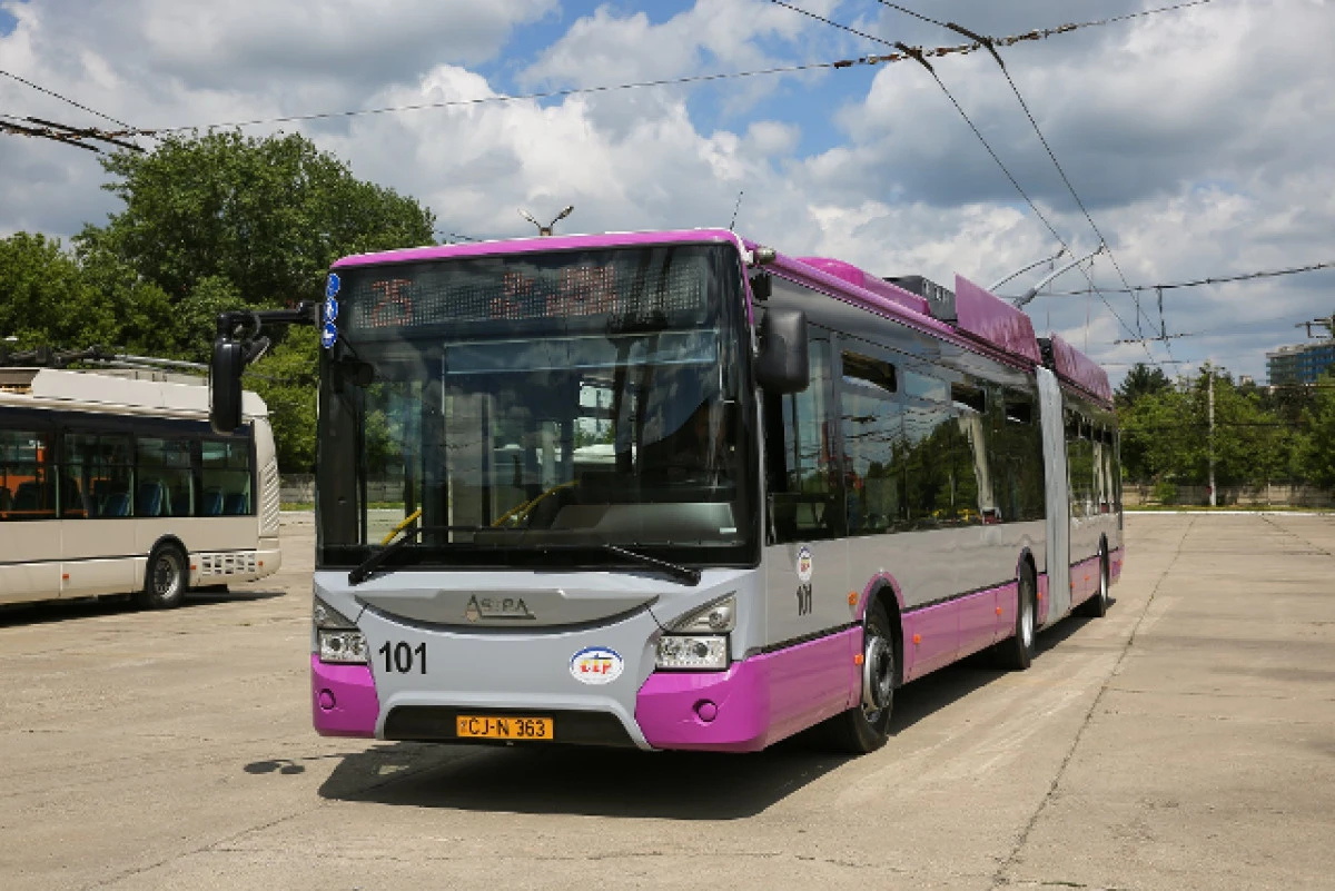 ASTRA CĂLĂTORI SPERĂ SĂ DEA LOVITURA CU TROLEIBUZUL PRODUS LA ARAD