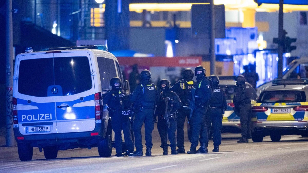 Atac armat în Hamburg! Un individ a deschis focul și a ucis două persoane, apoi și-a pus capăt zilelor
