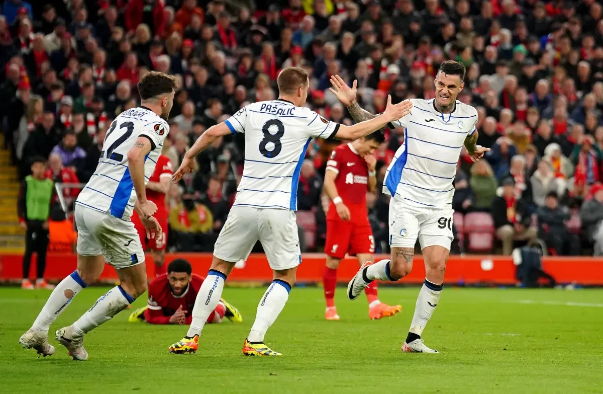 Atalanta a dat marea lovitură pe Anfield, în Europa League! PAOK-ul lui Lucescu, învinsă în Belgia