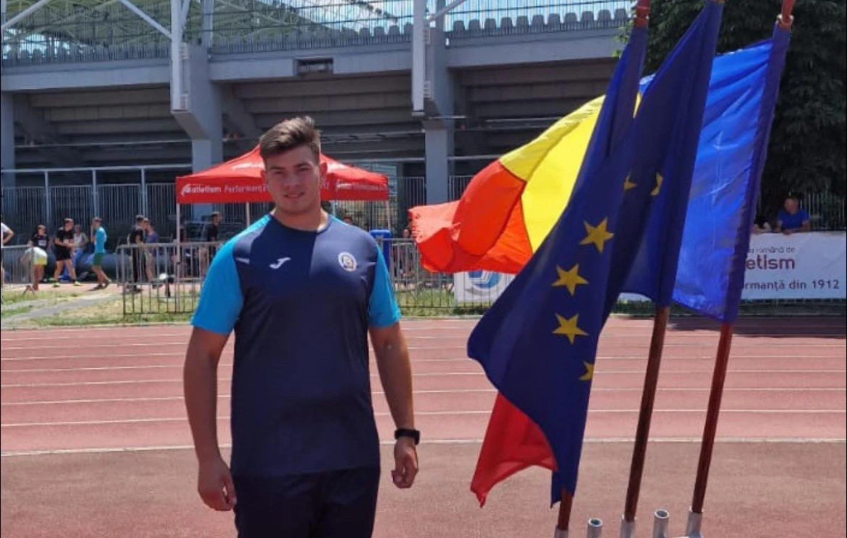 Atletul Mihai Motorca a câștigat titlul național și la juniori II! Medalie și pentru ștafeta masculină (FOTO)