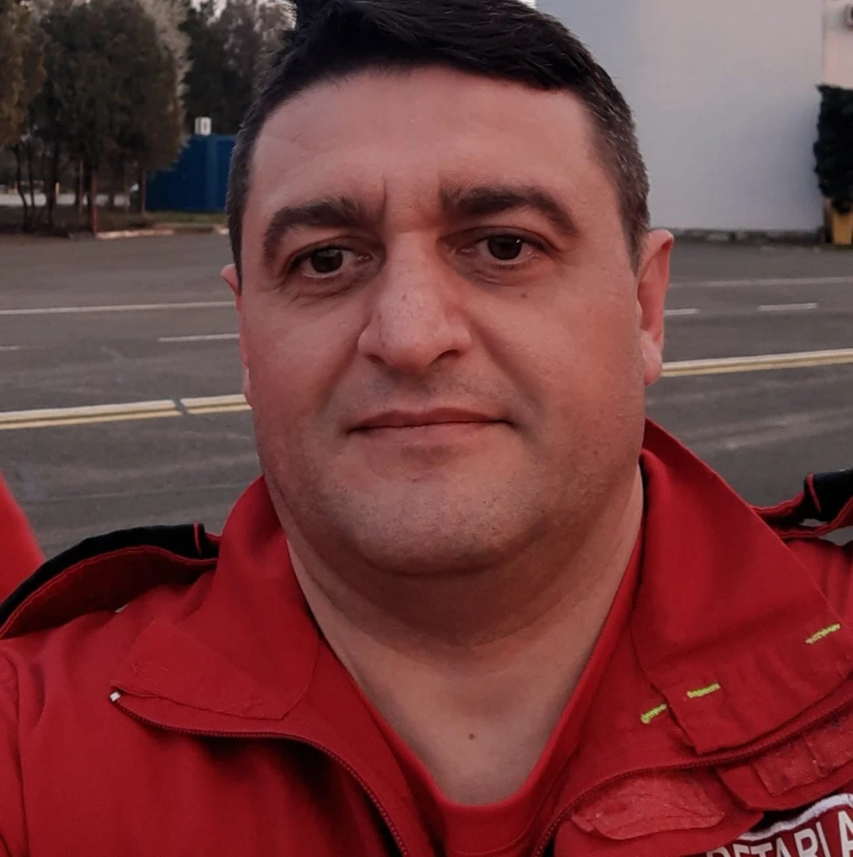 Attila Detari s-a întors acasă, după ce a fost într-o misiune de ajutorare în Tunisia