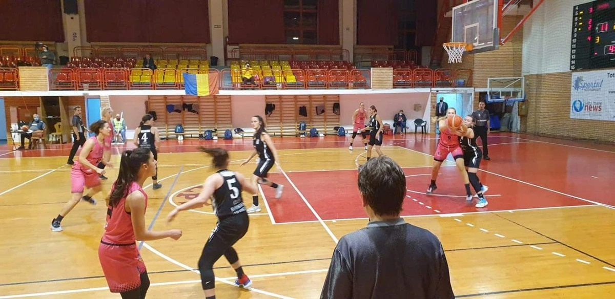 Au depăşit suta de puncte, în primul meci din campionat! FCC Baschet Arad s-a “antrenat” cu Rookies Oradea