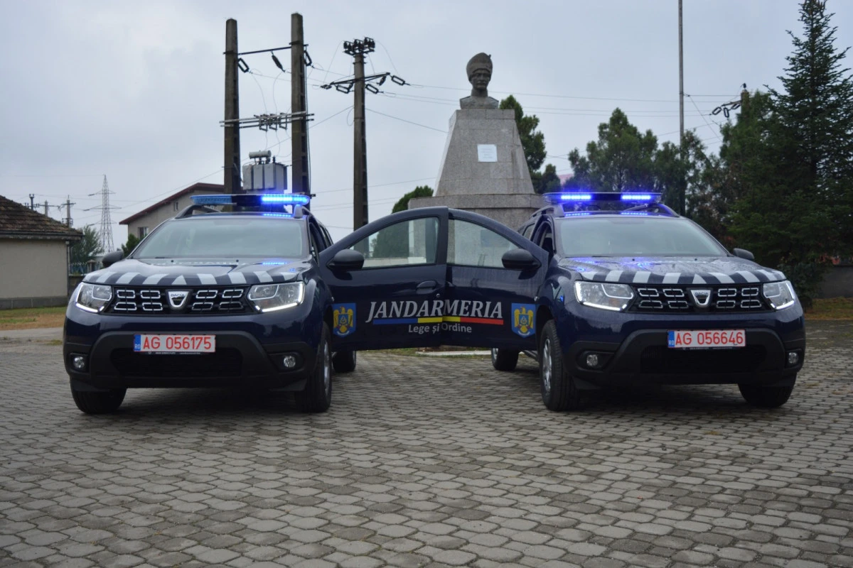 Autospeciale noi în dotarea jandarmilor arădeni