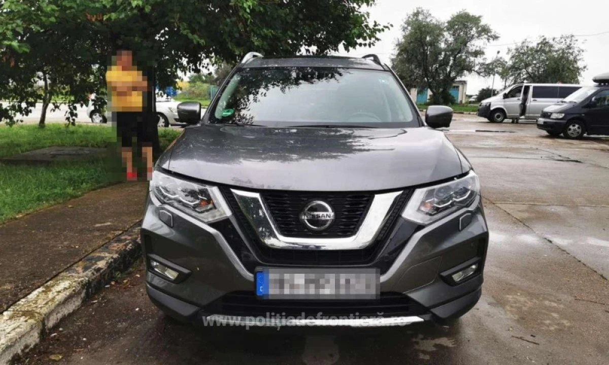 Autoturism căutat de autorităţile din Germania, depistat la P.T.F. Nădlac