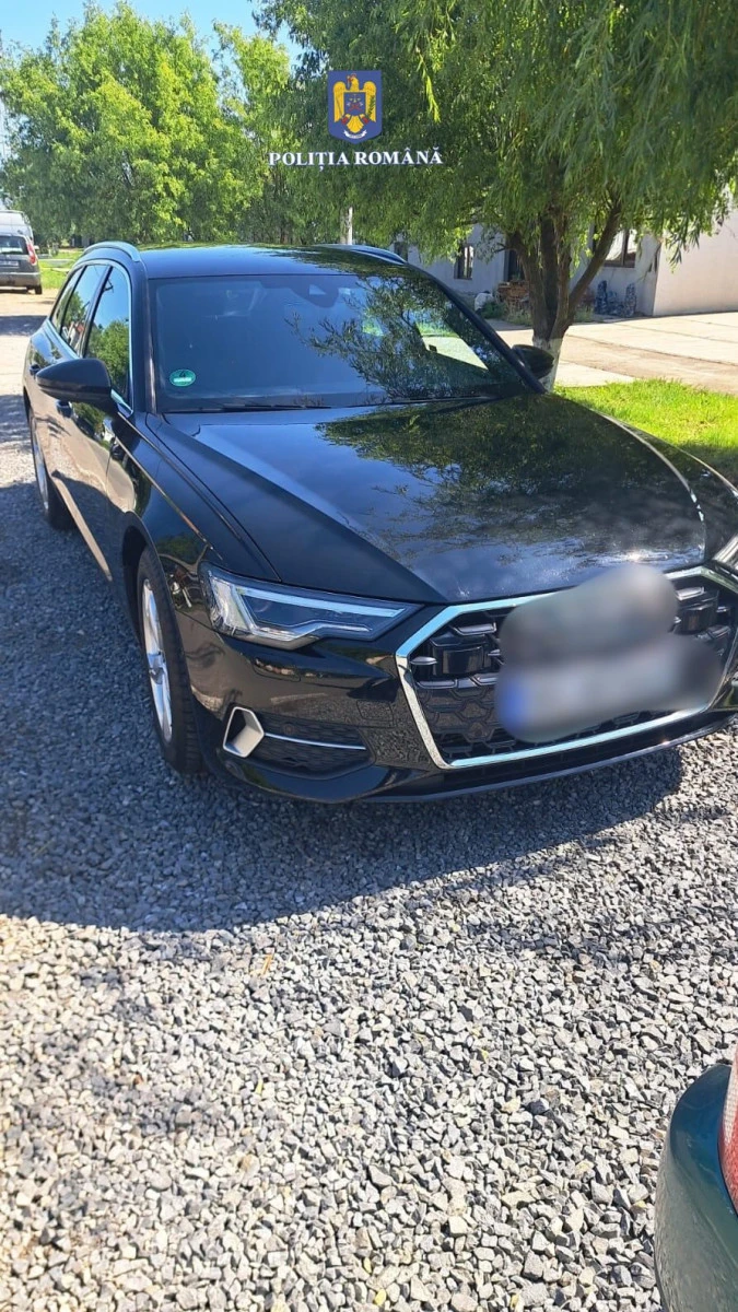 Autoturism, căutat de autoritățile din Germania, în valoare de aproximativ 55.000 de euro, găsit de polițiștii arădeni