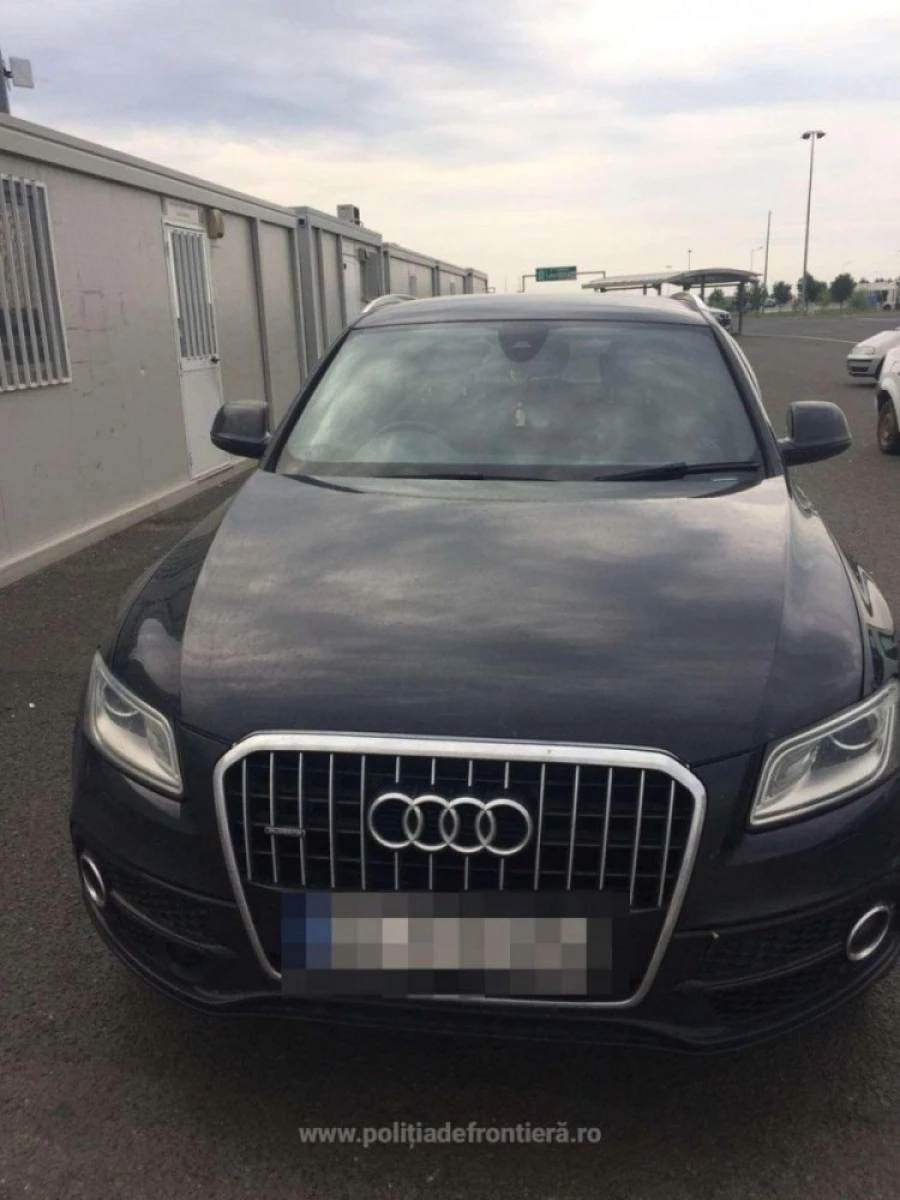 Autoturism căutat în Marea Britanie, descoperit de poliţiştii de frontieră arădeni