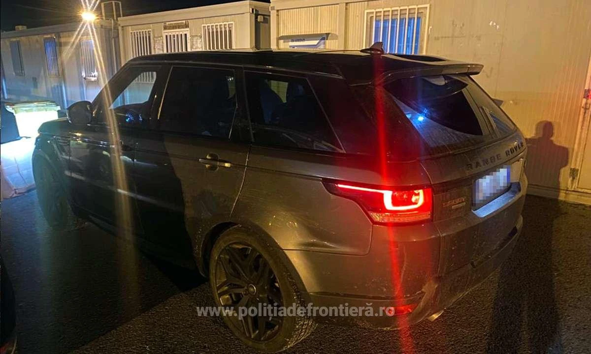 Autoturism de lux căutat în Italia, descoperit în P.T.F Nădlac II