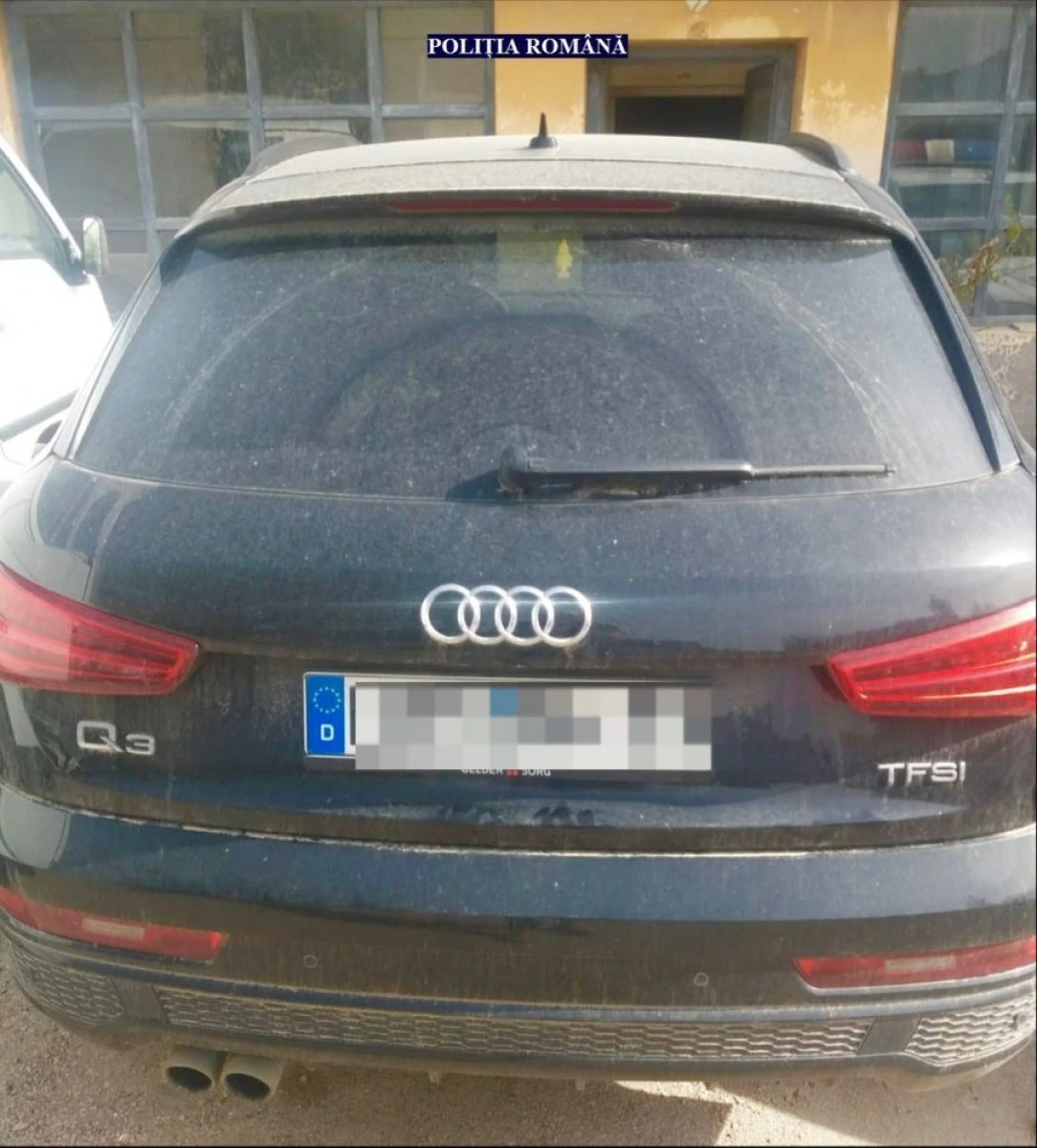 Autoturism urmărit internațional, depistat de polițiști la Chișineu-Criș