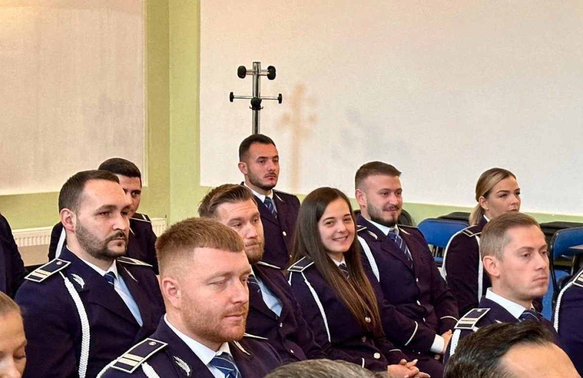 Avansări în grad la IPJ Arad, de Ziua Națională a României