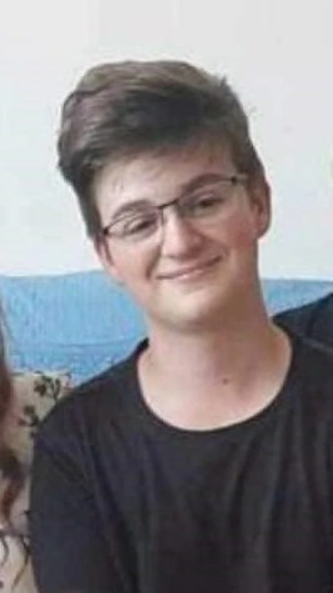 Băiat de 16 ani din Beliu, s-a sinucis consumând otravă