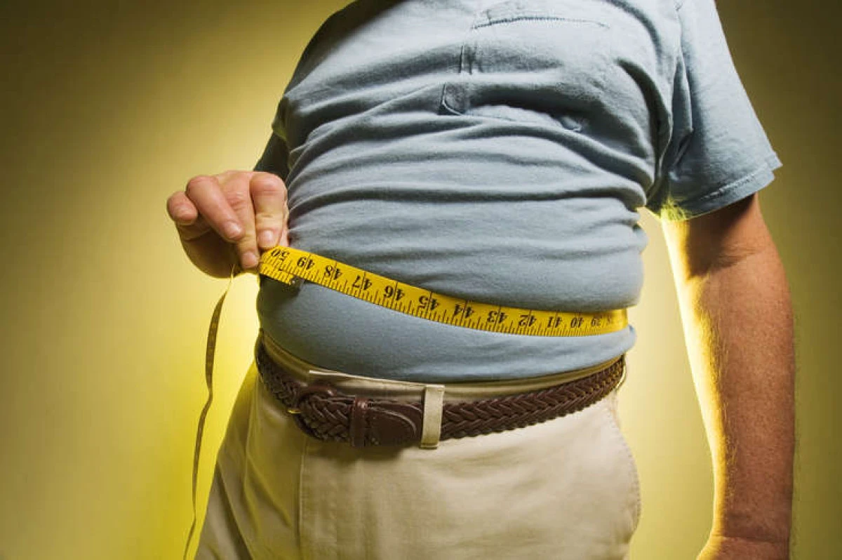 Bărbații români, pe primul loc în Europa la obezitate. Femeile, pe locul doi