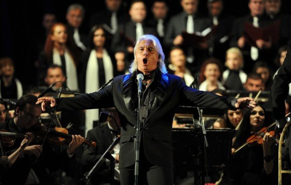 Baritonul Dmitri Hvorostovsky a încetat din viață, la doar 55 de ani