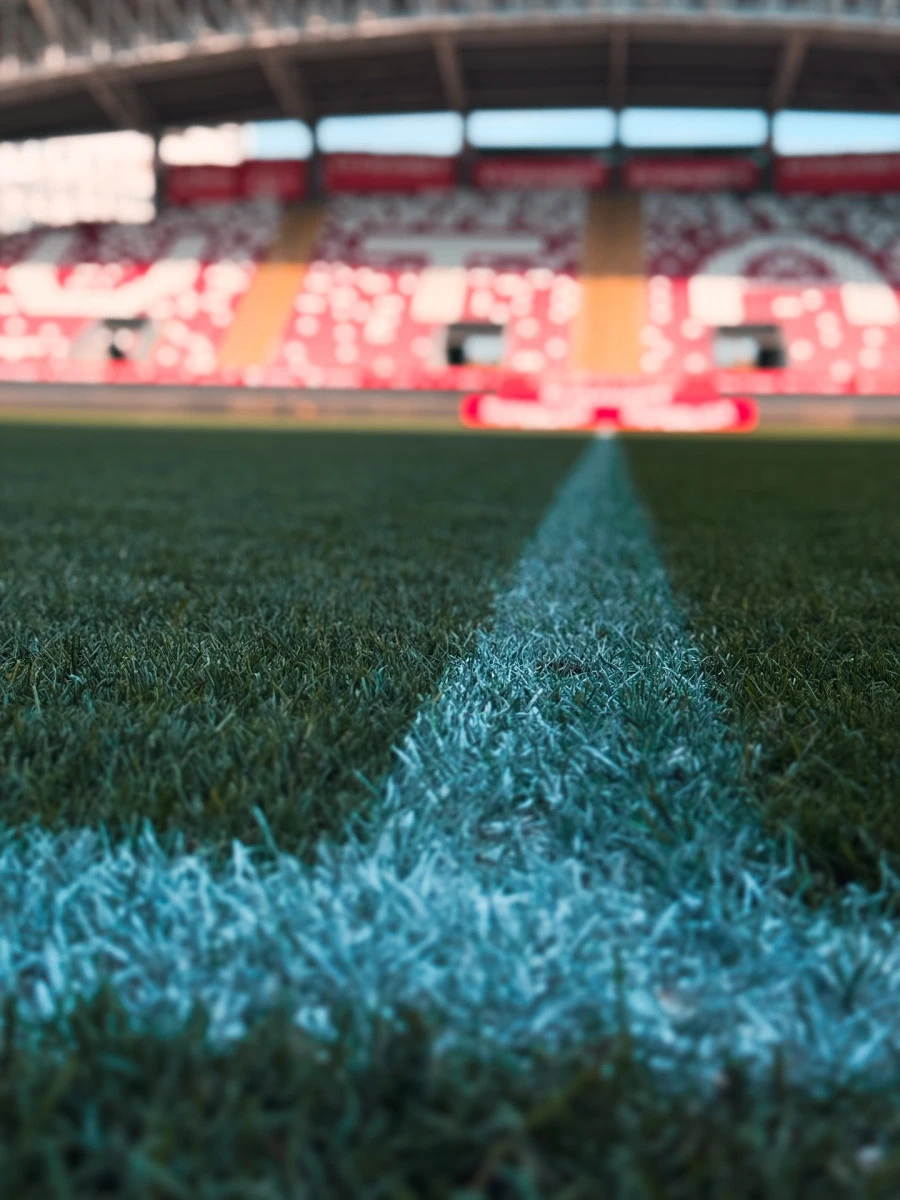 Bătălie la baionetă pentru play-off. UTA luptă cu șapte echipe pe două locuri
