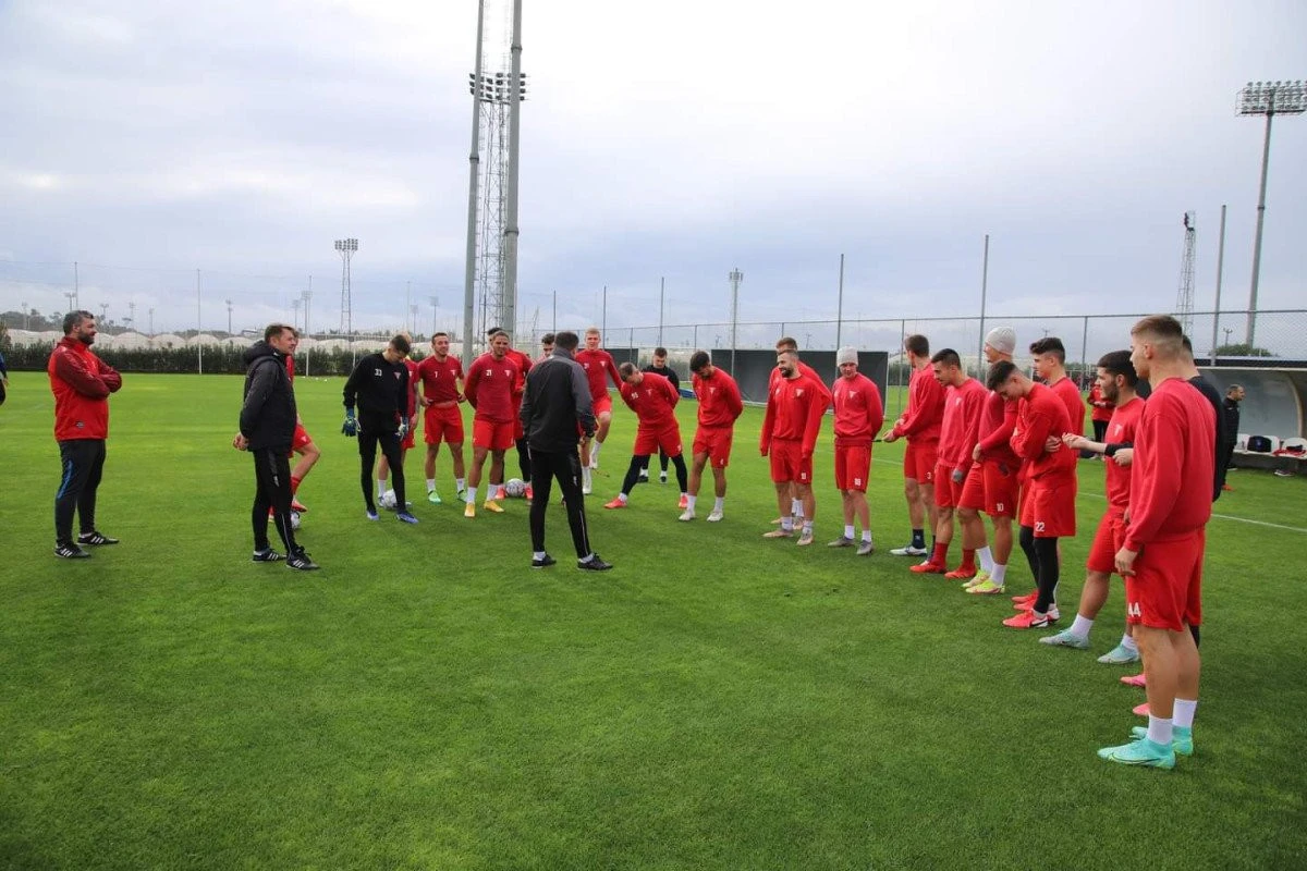 Belgienii de la Charleroi, primii adversari ai utiştilor în Antalya