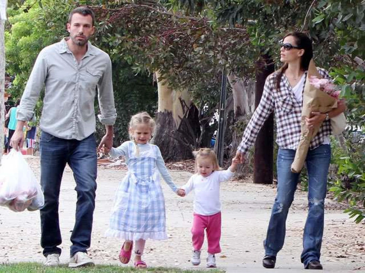 Ben Affleck și Jennifer Garner nu mai divorțează