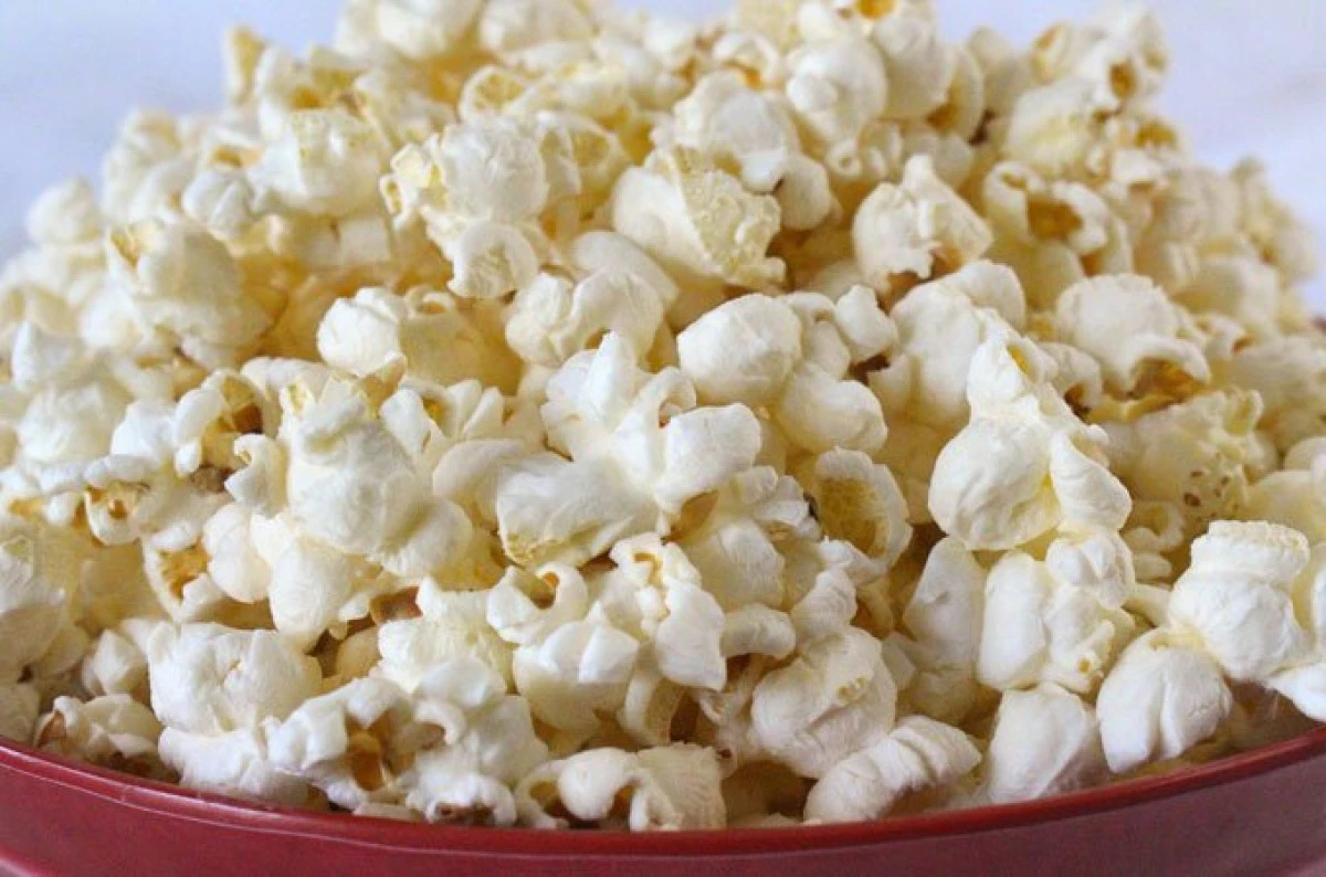 Beneficiile consumului de popcorn pentru sănătate