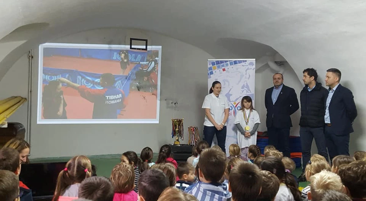 Bianca Crișan a căutat campioni la Școala ”Mihai Eminescu”