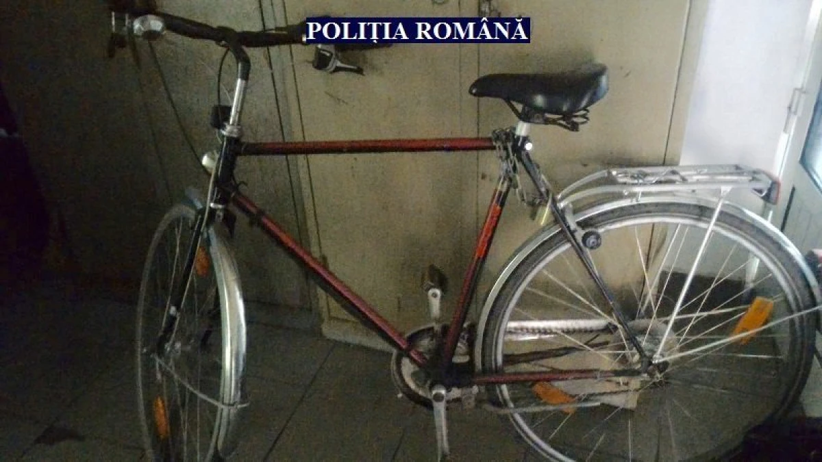 Bicicletă furată de un minor, recuperată de polițiștii din Vlaicu