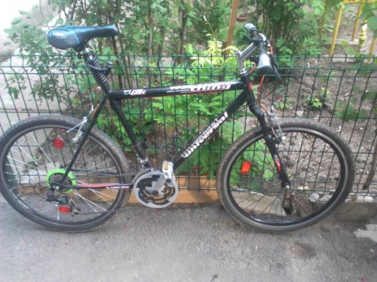Bicicletă furată din propria curte