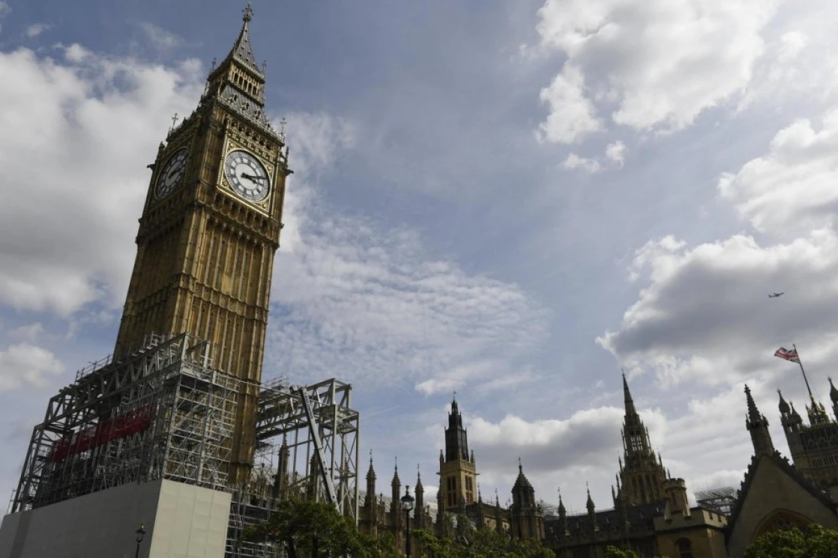 Big Ben a fost redus la tăcere!