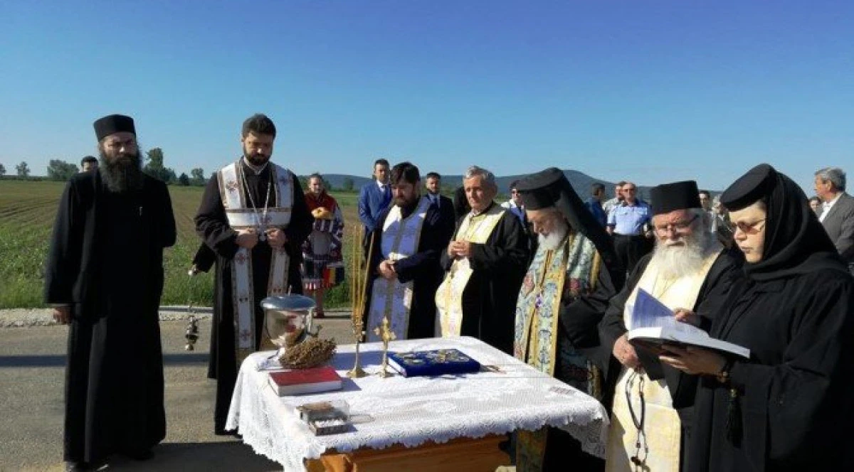 Binecuvântare arhierească la Schitul Tămand
