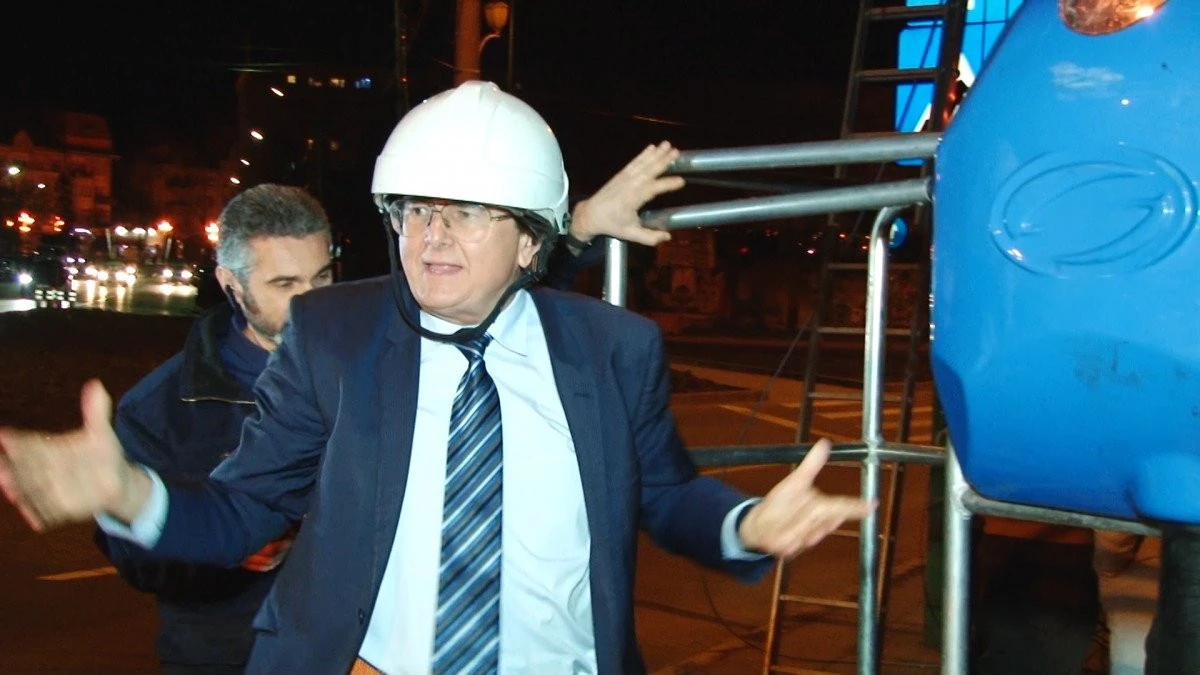 Bocsiganul Robu i-a înrobit pe timişoreni: odată i-a lăsat fără curent, iar acum fără apă caldă şi căldură