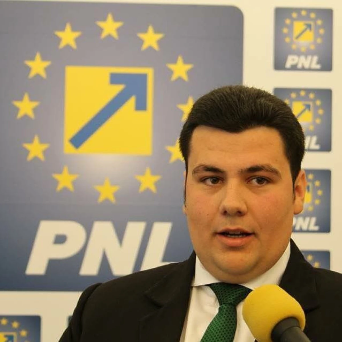 BOGDAN-GHEORGHE NOGHIU (PNL): ”DRAGNEA ÎL HÂȘÂIE PE FIFOR ACASĂ LA EL, LA DOLJ!”