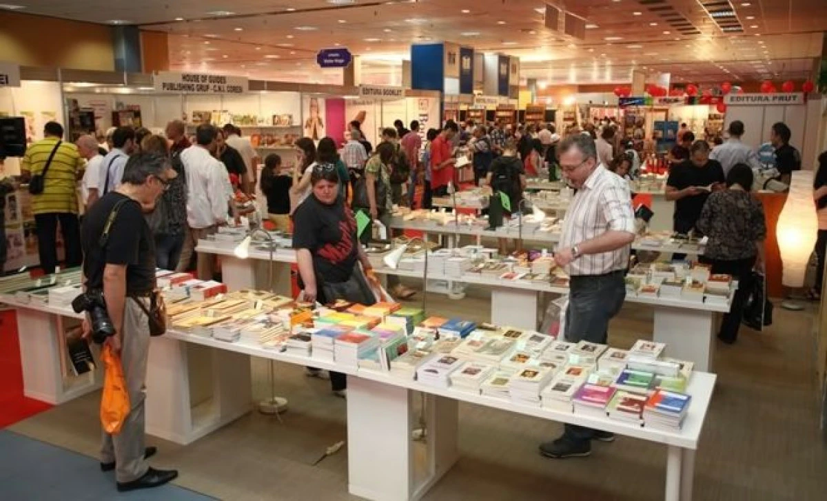 BOOKFEST 2016 - CELE MAI CUNOSCUTE TITLURI ALE MOMENTULUI