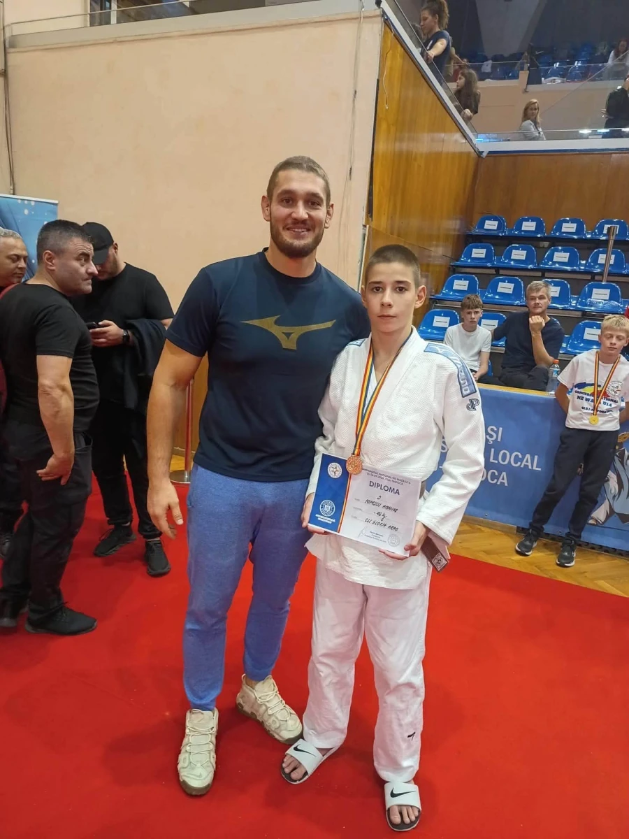 Bronz național pentru Amado Popescu. Sportivul CSS Gloria Arad, pe podium la CN Ne-Waza U16