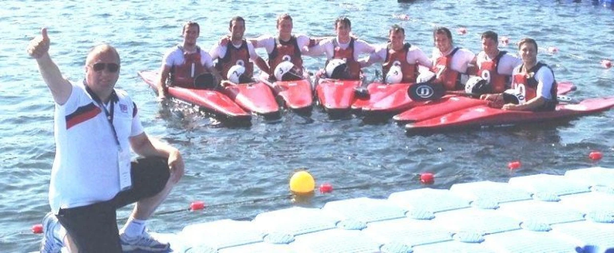 BUDUREAN ATACĂ ÎN STIL BRITANIC MONDIALUL DE CANOE POLO!