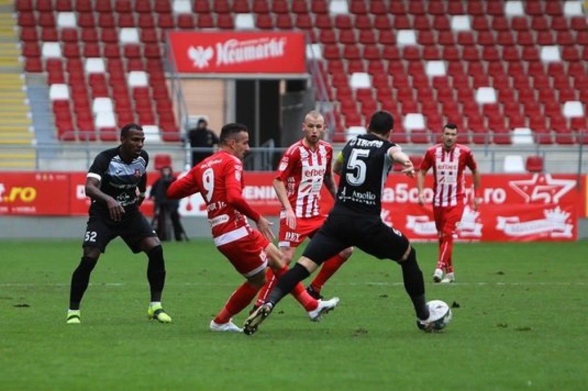 Calcule pentru menţinerea în Liga 1: UTA şi Mediaşul, avantajate de programare! Vezi cum se salvează ambele