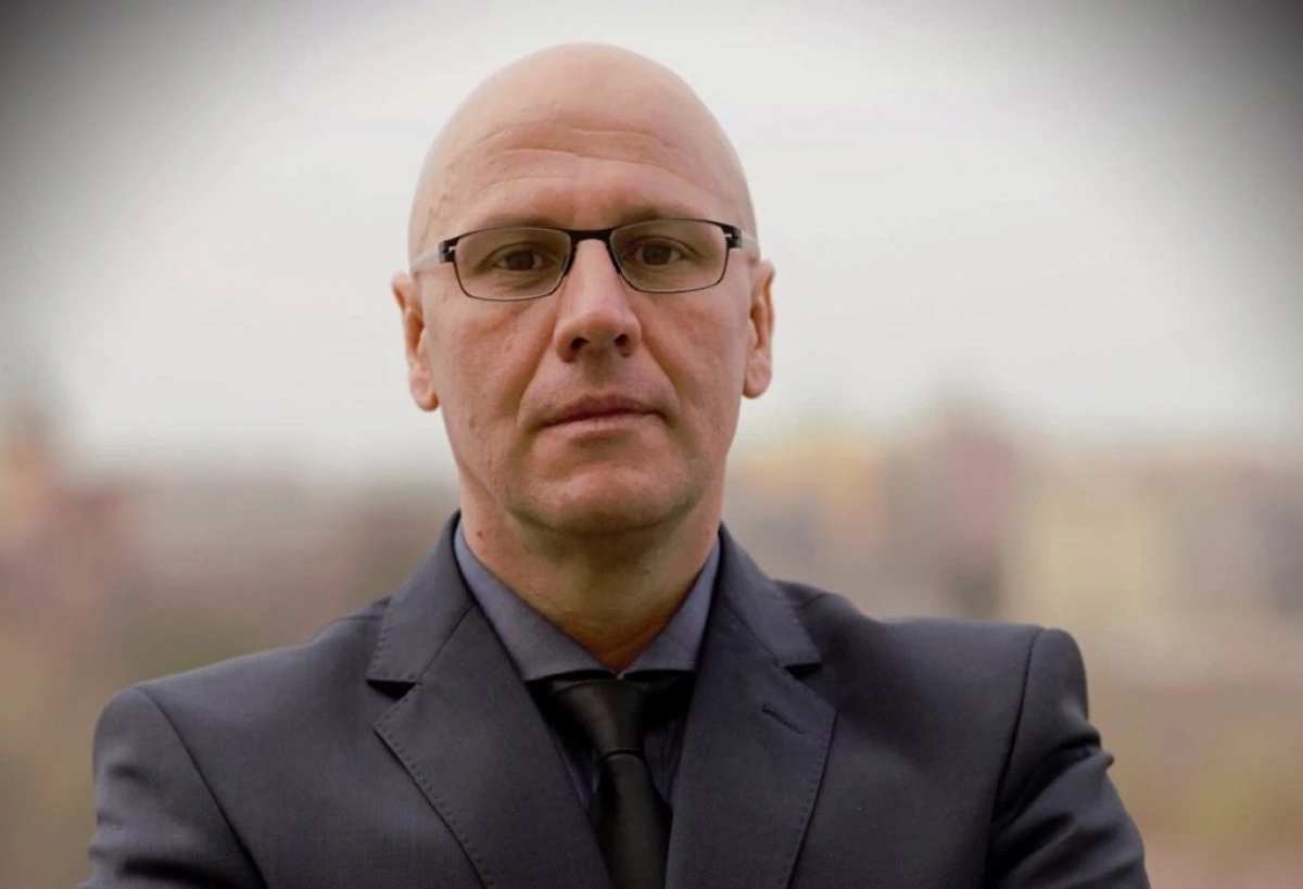 Călin Costea, drept la replică pentru Suporter Club UTA: „Șantajul cu mărcile trebuie să înceteze, iar fotbalul să primeze în Arad”