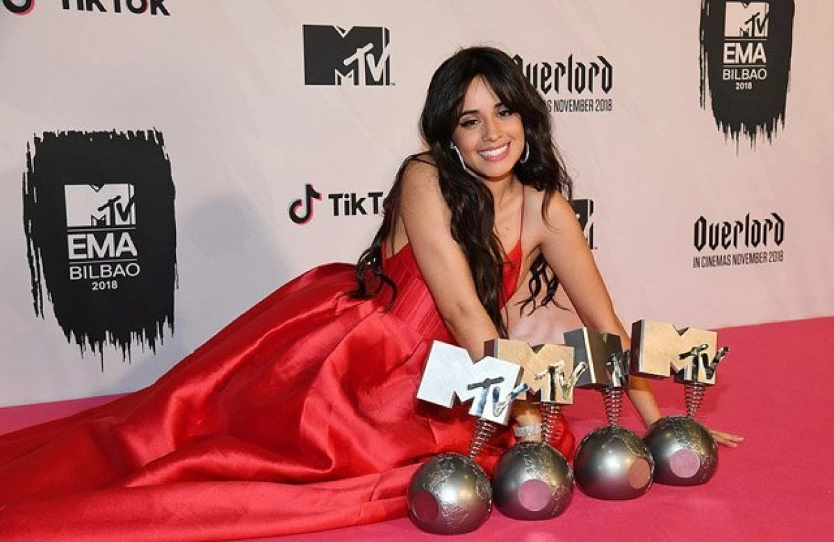 Camila Cabello, cel mai bun artist în 2018