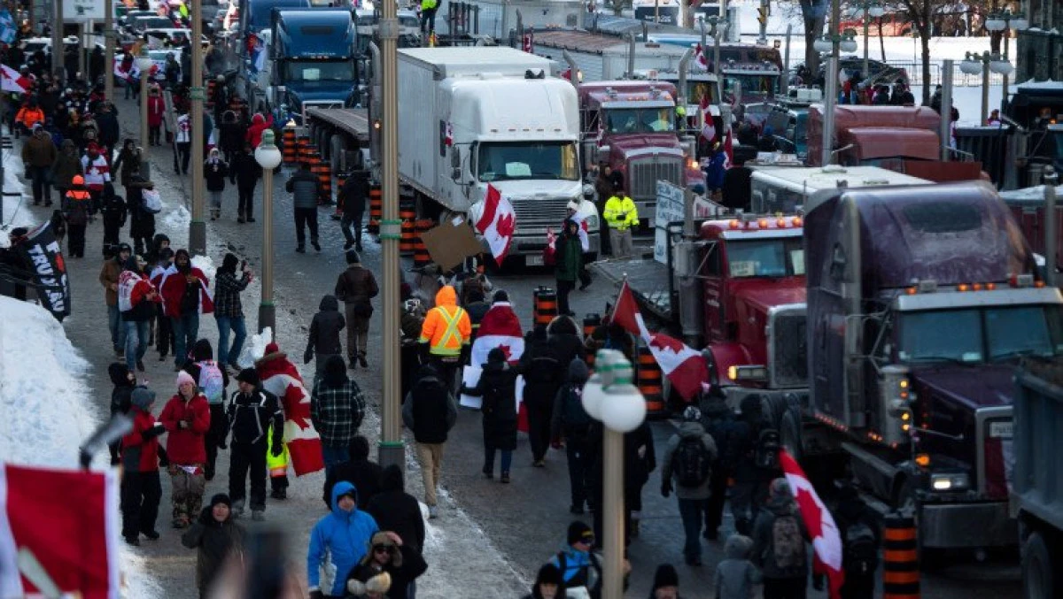 Camionagiii din Ottawa nu mai au voie să claxoneze 10 zile