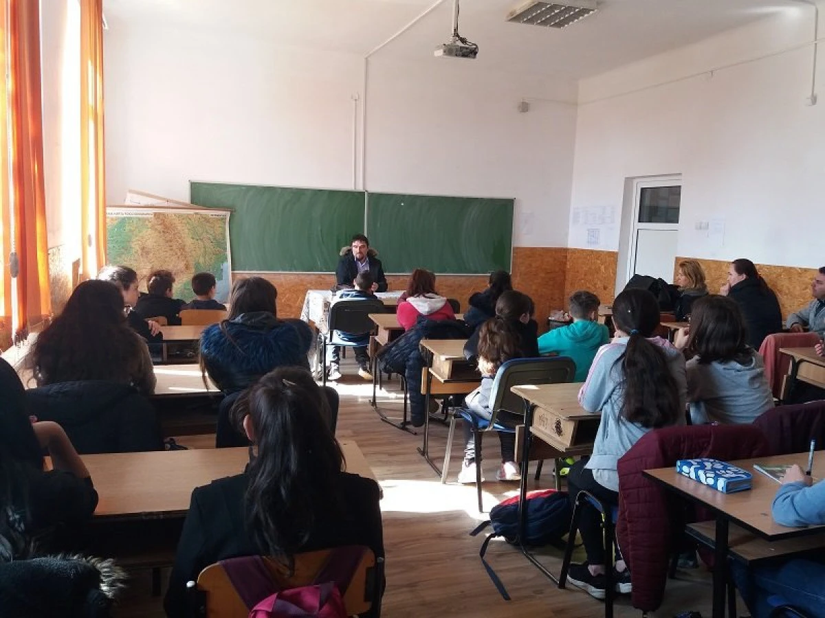 Campanie de informare și acțiuni cu scop preventiv în școlile din mediul rural, inițiate de DGASPC Arad