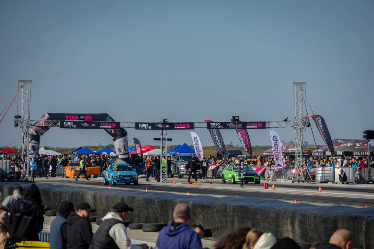 Campionatul Național de Drag Racing ia startul, vineri, pe aeroportul din Arad!
