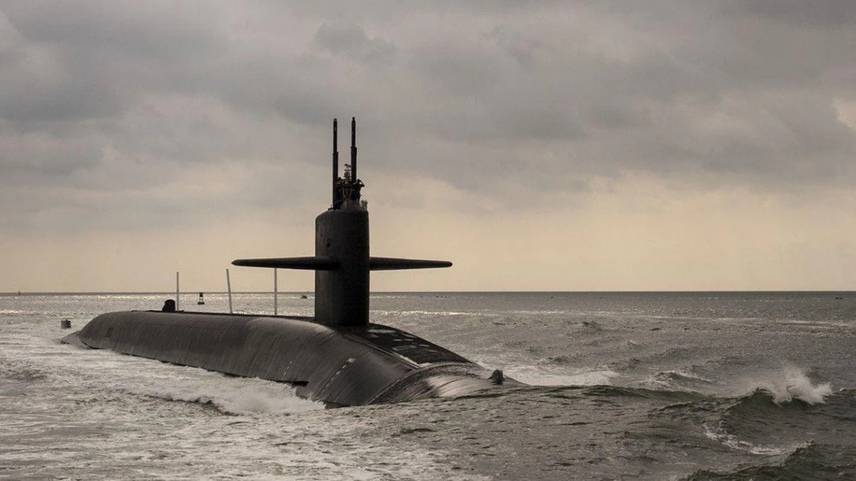 Canada începe procesul de achiziţie a până la 12 submarine pentru securitatea Arcticii